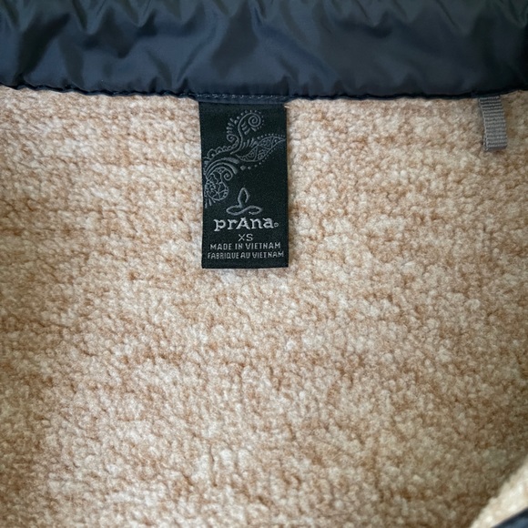 PRANA Women's Tri Thermal Shaket - Picture 9 of 12